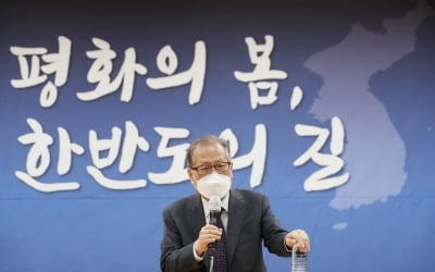 정세현 "北에 줄 쌀 농협에서 미리 꺼내 방아 찧어놔야돼"