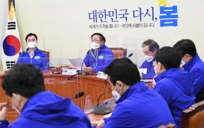 與 "GB 해제, 性바꾸는 것보다 어려워"…野 "성소수자 차별 발언"