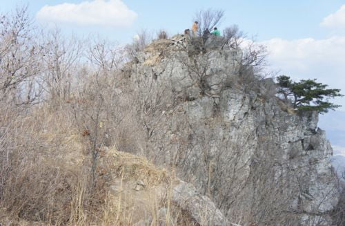 비단결 같은 산, 주금산(鑄錦山)