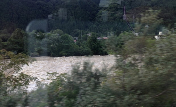 日 초카이산(鳥海山) 그리고 하구로산(羽黑山)으로,,,제1신