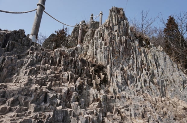 섬 아닌 섬, 군산 신시도 大角山 산길을 걷다