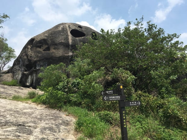 도심 속, 백련산-안산-인왕산을 걷다