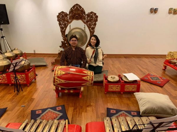 [박영실칼럼] 가믈란(Gamelan)처럼 매력적인 인도네시아 대사부인의 매너-닐라 우마르 하디(Nila Umar Hadi)