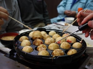 착 붙는 일본어 회화 : 한국에서는 간단한 요리라고 하면 뭐예요?