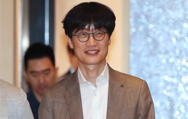Alone from Samsung, Naver Haejin Haejin joins hands with the Samsung family