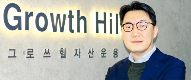 "시장 지배력 유지할 혁신기업 담아라…2030 암호화폐 투자는 필수"