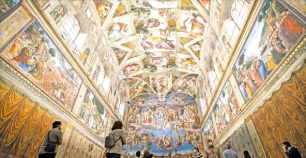 이탈리아 로마의 바티칸 미술관. 메디치 가문의 후원 덕에 예술 활동을 한 미켈란젤로 등 거장들의 작품을 소장하고 있다.  한경DB
 