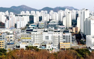 아파트 보유세, 40% 이상 늘어…명의 설정 통해 절세전략 마련해야