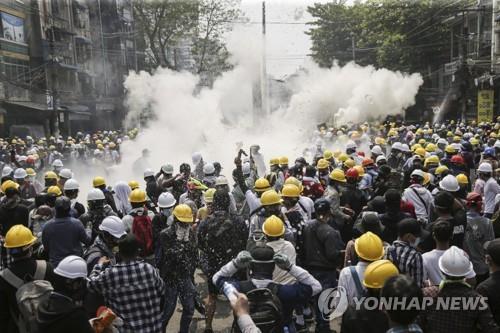 미얀마 NLD "군사정권은 테러리스트…아세안, 군부와 거래 안돼"