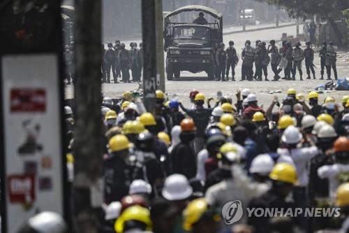 미얀마 NLD "군사정권은 테러리스트…아세안, 군부와 거래 안돼"