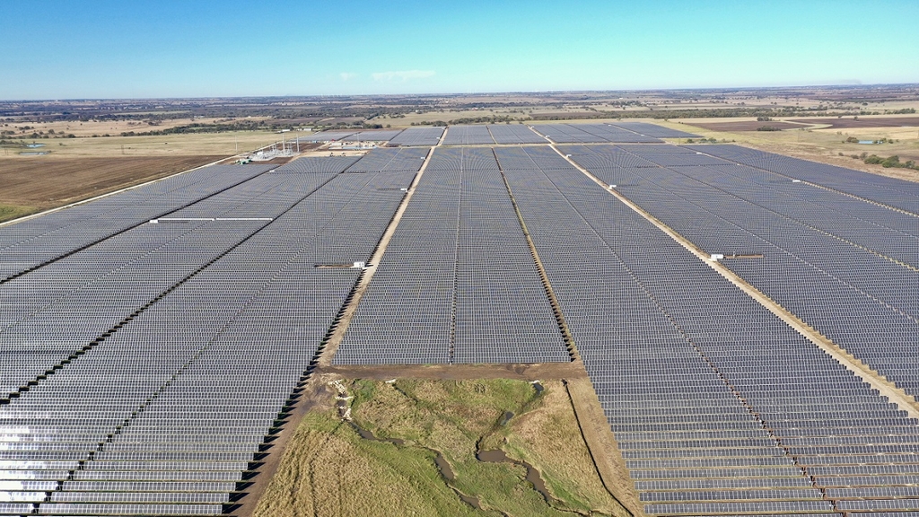 한화큐셀, 미국 텍사스주 81MW 규모 태양광 발전소 매각