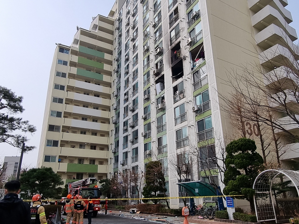 서울 성북구 임대아파트서 불…9명 병원 이송(종합2보)