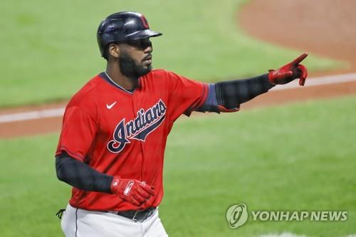 MLB 라미레스·레예스. 코로나19 규정 위반으로 '격리'