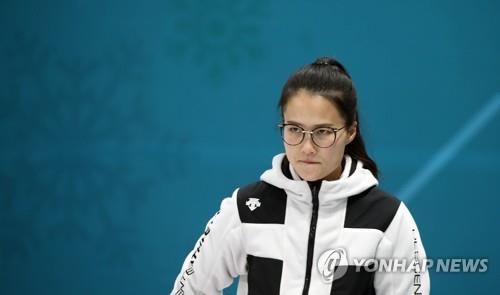평창올림픽 은메달 신화 '팀 킴' 강릉서 본격 담금질