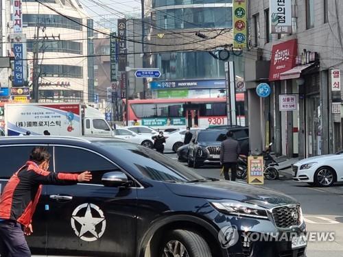 "40년 터줏대감도 떠나" 장안평 중고차시장 쇠퇴일로