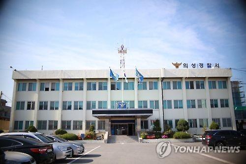 "마스크 써달라" 요구한 편의점 직원 폭행 50대 구속