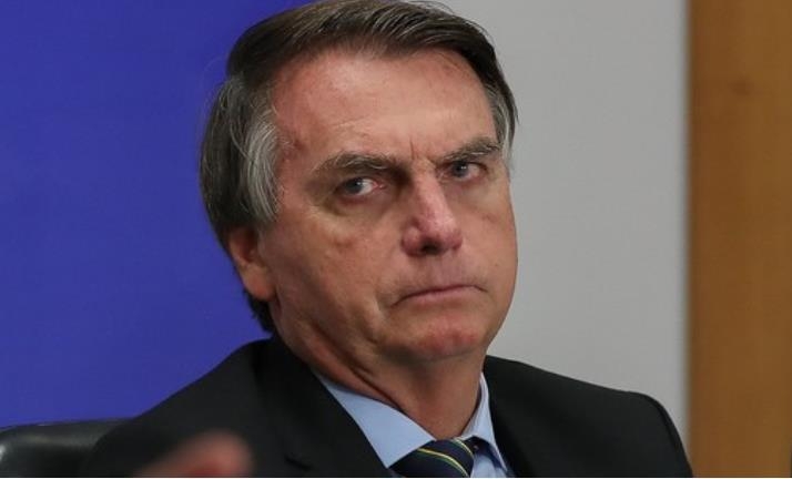 브라질 대통령 측근들, 봉쇄를 홀로코스트에 비유해 논란