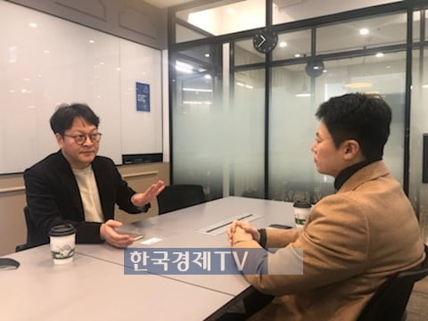 `지겨운 건 못 참아`…통신사에서 금융 온 그대[人코노미]