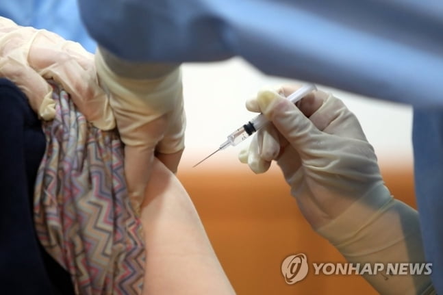 작년 독감백신 접종 후 사망 신고 110건…"모두 인과성 없어"