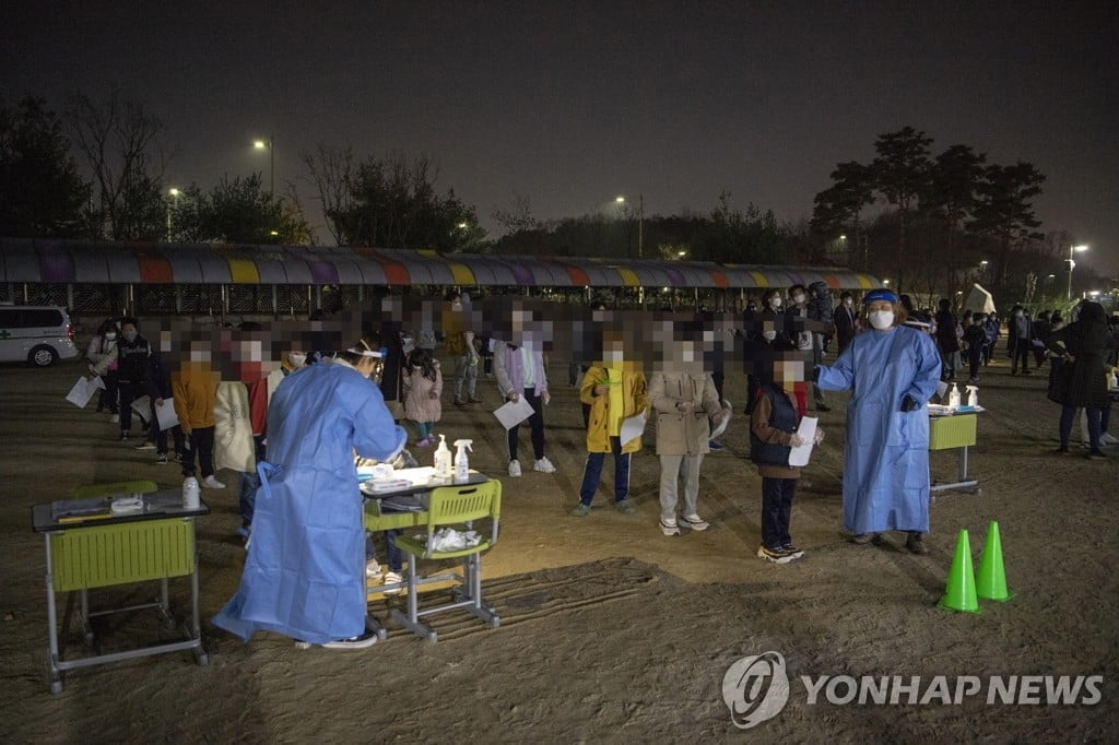 원주 식자재 배송 기사 확진…대부분 학교 급식 중단