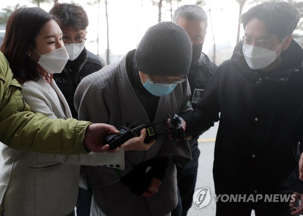 내장사 대웅전 방화 혐의 50대 승려 구속…"도망 우려"