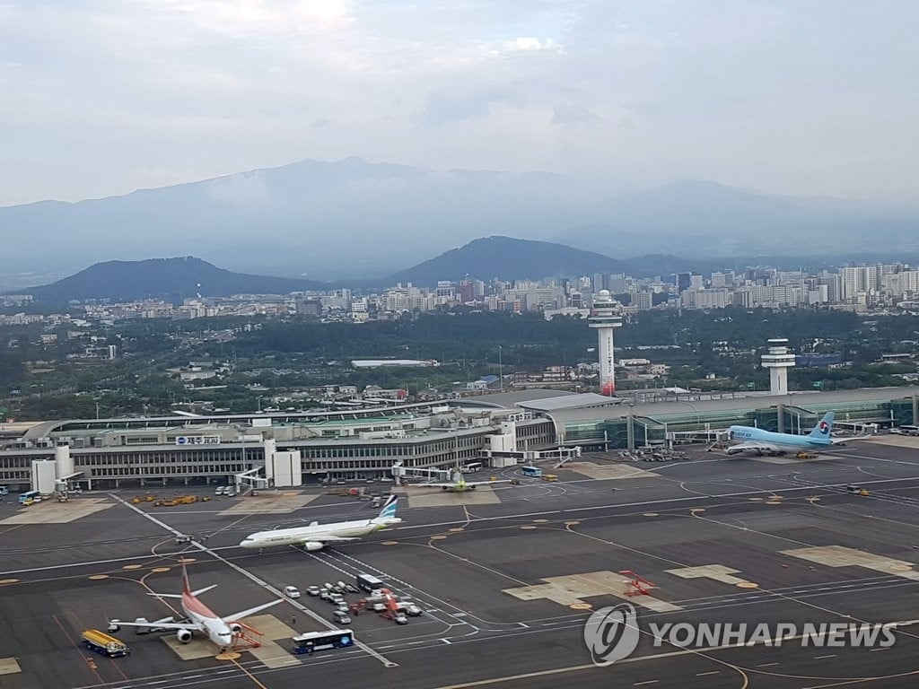 제주發 항공기, 서울 도착해서 `깜짝`…접촉사고 모르고 운항