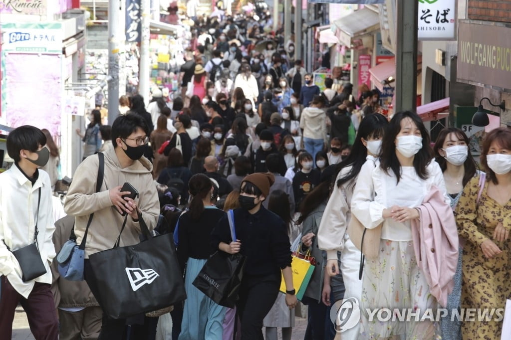 일본 코로나 신규 확진 2,800명대…`악몽` 또 시작?