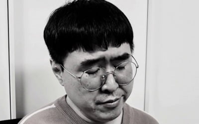 '게이 가수' 박우식, 밥 먹다 안티팬에 폭행 "충격으로 활동 중단"
