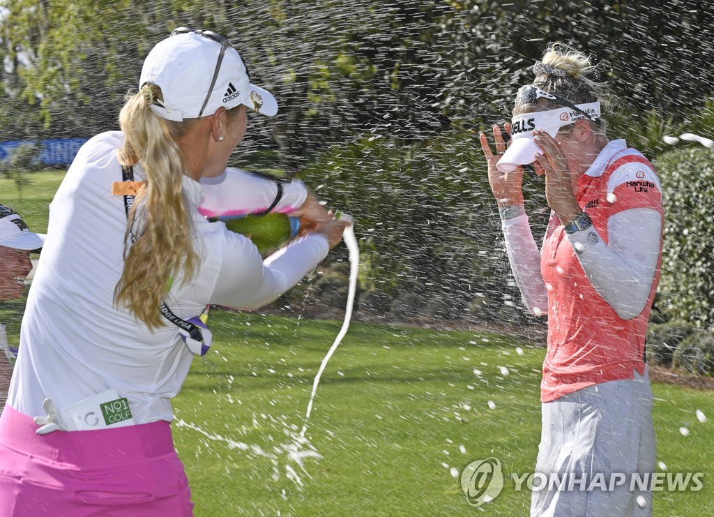 2021년 LPGA 투어 휩쓰는 코르다 자매…'가족은 나의 힘'