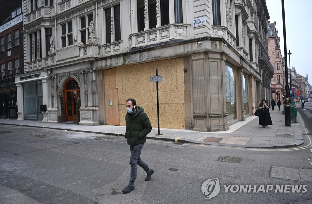 영국 '코로나19 휴직자 80% 임금지원' 9월말까지 또 연장