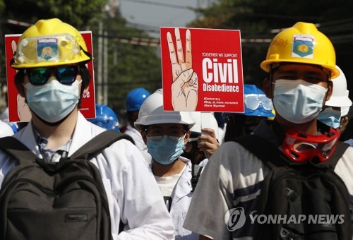 안보리, 미얀마 유혈진압 규탄…'쿠데타' 문구도 못담은 타협(종합2보)