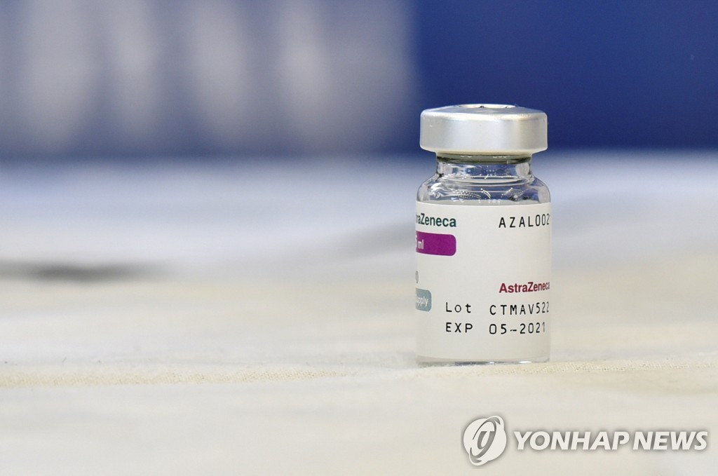 "독일 예방접종위 '60세 이상에만 AZ백신 접종' 권고"(종합2보)