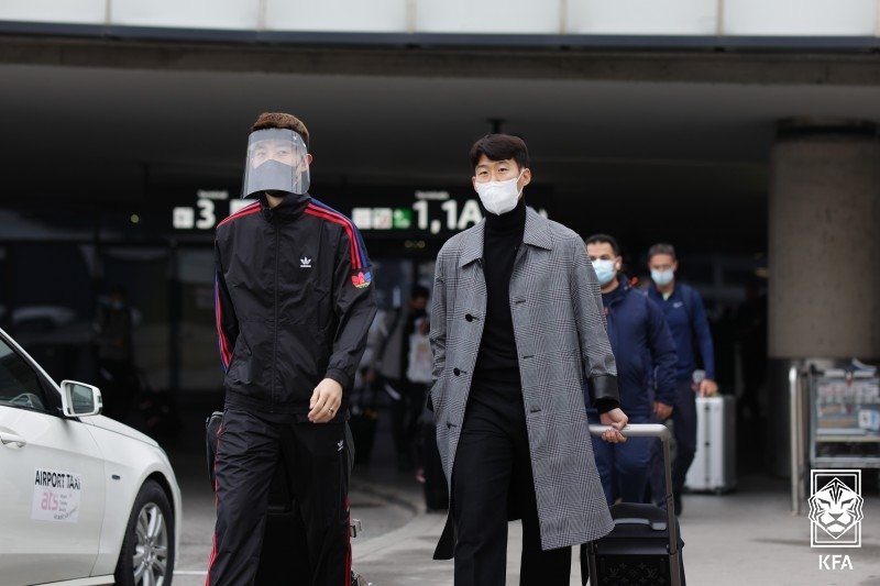 '오스트리아 코로나 악몽' 벤투호, 한일전 앞두고 "방역 철저"