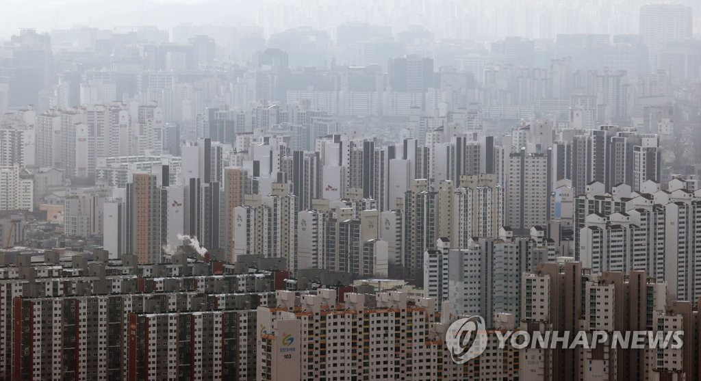 野 "文정부가 '적폐 제조기'…편가르기 정책만"