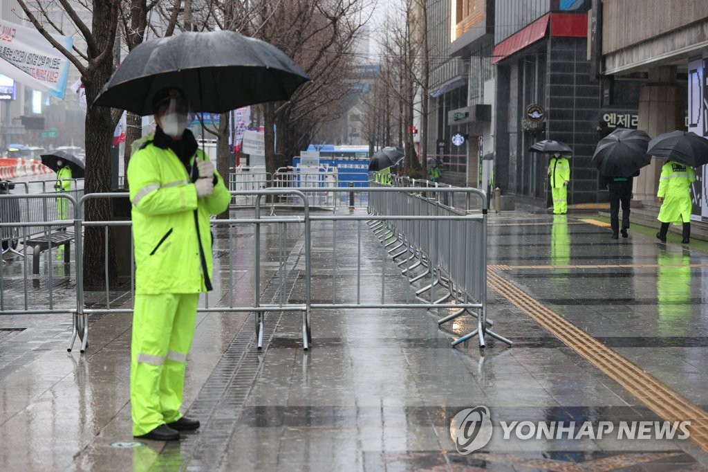 3·1절집회 경계 강화…경찰 골목배치·도심 진입로 검문