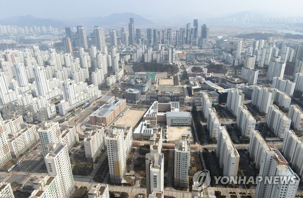 '세종 집값이 그리 많이 올랐나'…공시가격 2배 뛴 아파트 속출(종합)