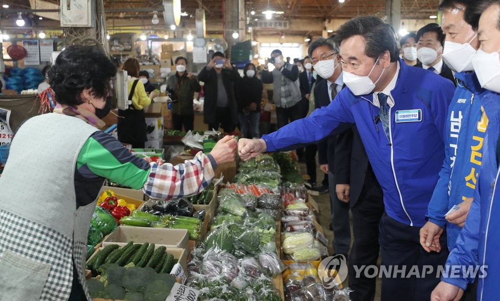 울산·경남 잇따라 찾은 이낙연…재보선 후보 지지 호소(종합)