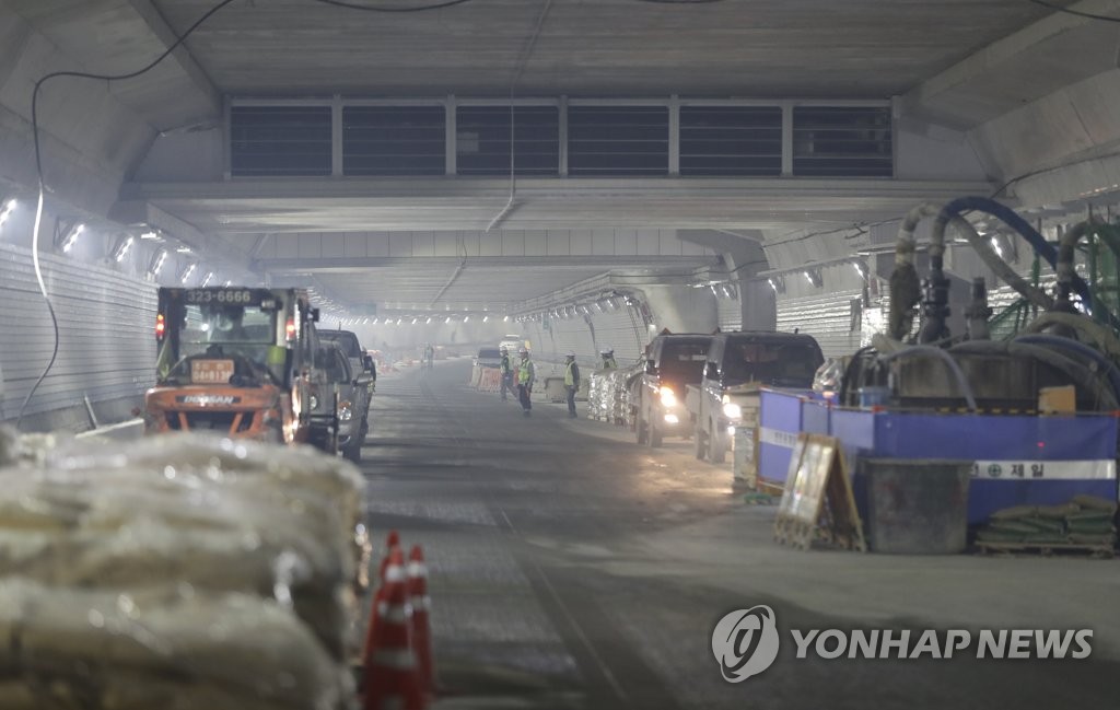 '상습 정체' 여의도-신월IC 지하터널 완공…8분만에 주파