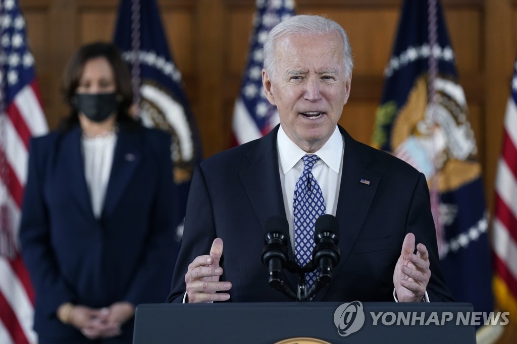 "바이든, 한인 등 아시아계 미국인 고통 공감…정의실현 노력"