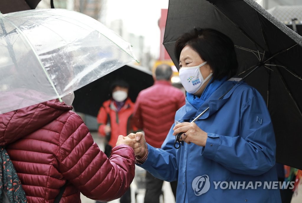 박영선, 강북권 돌며 '맞춤형 공약'…"강북횡단선 조기 착공"