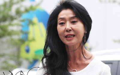 김부선 "이재명과의 관계, '무상연애'로 조롱받을 일 아냐"