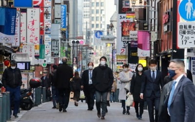 日 코로나 하루 신규 확진 1000명 아래…오사카·후쿠오카 긴급사태 '해제'