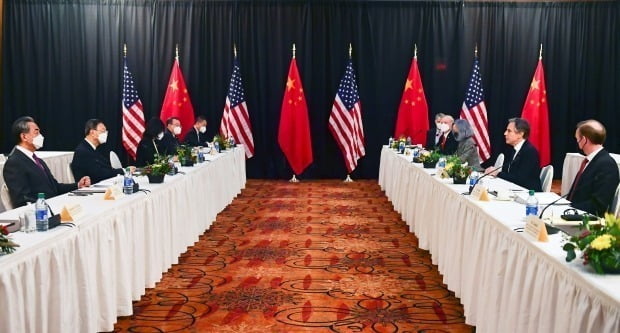 중국 외교부 "미국, 이유없는 싸움 걸어…회담장서 화약 냄새"