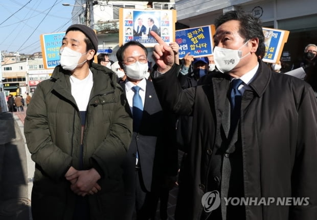 이낙연 춘천 민심 탐방…"입춘대길 기운 받으려면 얼마 걸리나"