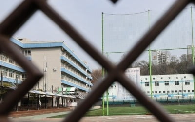 서울의 고교 축구클럽서 집단감염 발생…15명 확진