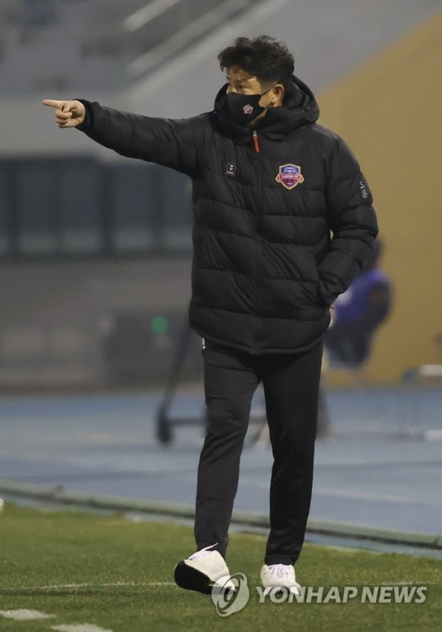 Three games draw Suwon FC coach Kim Do-gyun is frustrated with no field goal