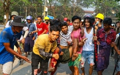 미얀마 반중감정 위험수위…"中공장 부수고 불질러 420억 피해"