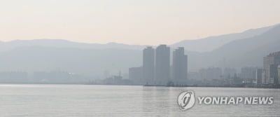 맑고 일교차 큰 경남…미세먼지 '보통'