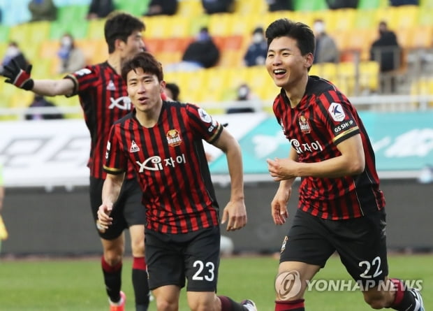 Ki Sung-yong and Park Jung-bin win the goal-flavored Seoul Super Match…  Gangwon-Daegu’s first victory