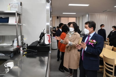 청년들이 뭉쳤다…완주에 외식공동체 '가치식당' 개장